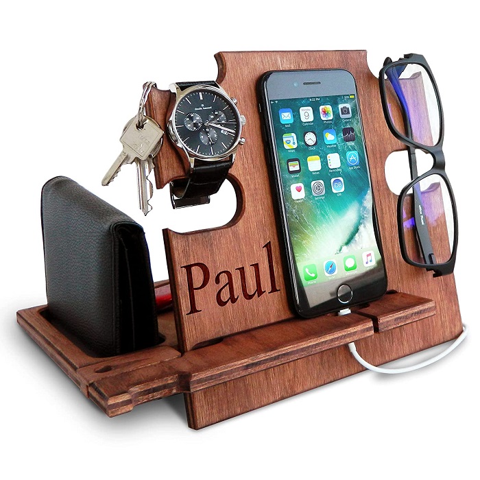 Gift Ideas For Truck Drivers - Personalized Docking Stations