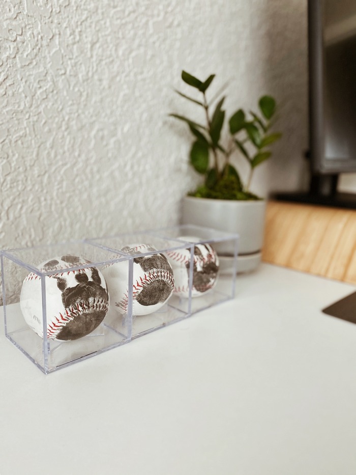 Father's Day gift for new dad - DIY Handprint Baseball