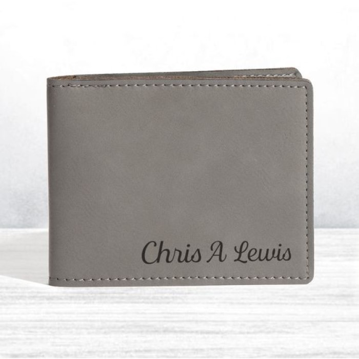 Bi-Fold Wallet: Ideal Personalized Father's Day Gifts
