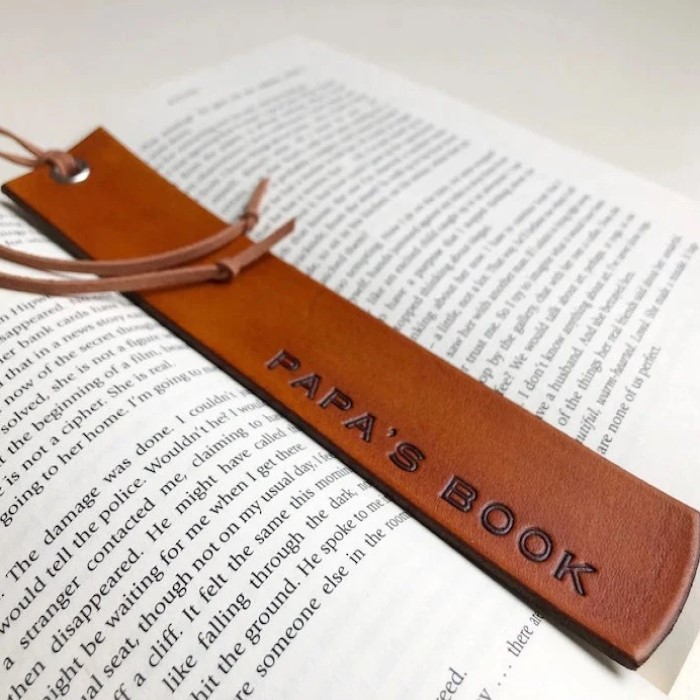 Personalized Father's Day Gifts: Customized Bookmark