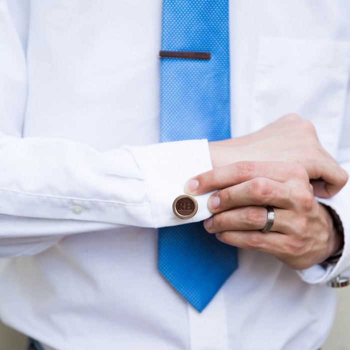 Personalized Father'S Day Gifts: Initial Cufflinks