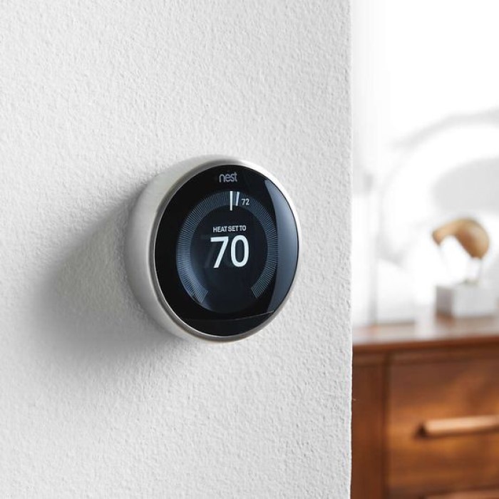 Nest Thermostat: Best Tech-Savvy Father's Day Gifts
