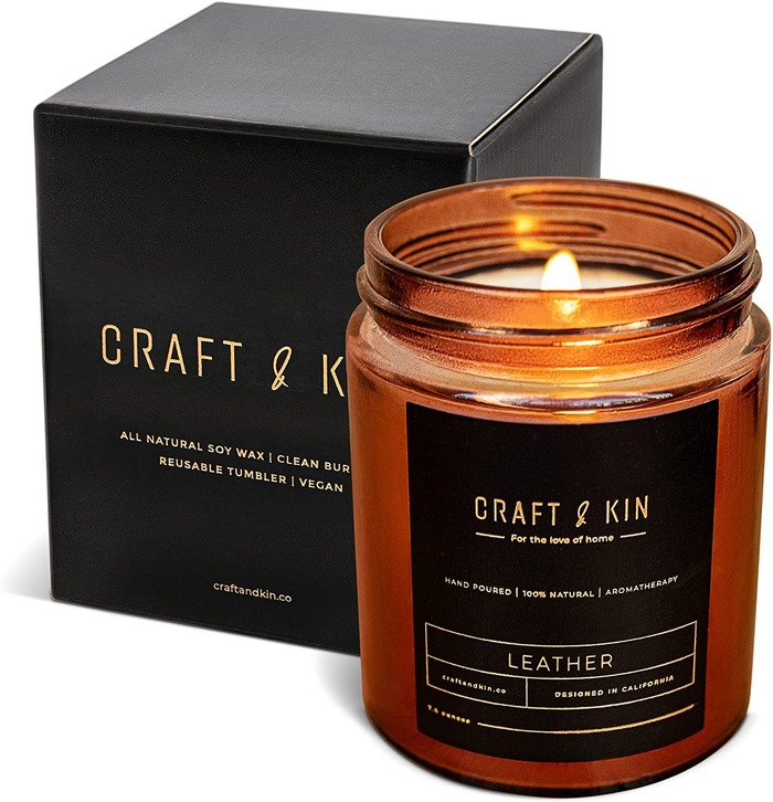 Father’s Day gifts for grandpa - Father’s Day gift for grandpa - A candle that fills the room with the smell of rich leather