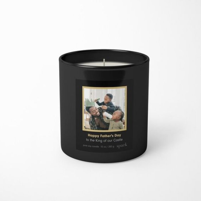 A Personalized Candle with entire family photos - diy father's day gift.