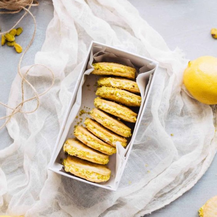 Sandwich Biscuits Gift Basket - Homemade Father'S Day Gifts.