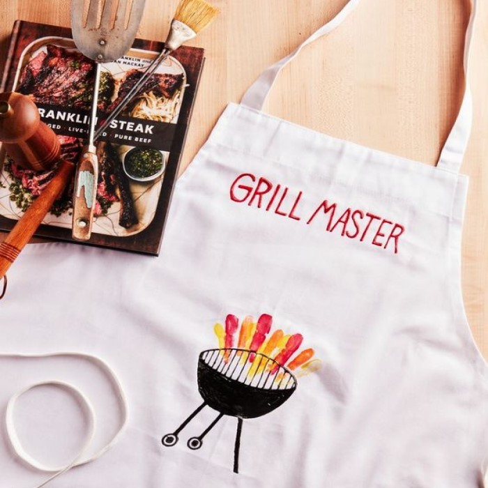 Father's Day Gift Ideas DIY: Grilling Apron