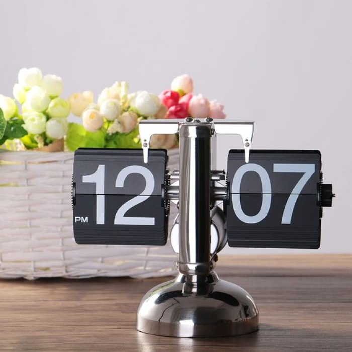Last-Minute Father's Day Gifts: The Digital Clock
