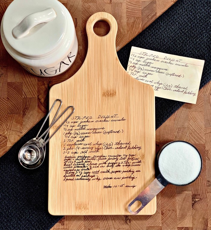 Customized Gifts For Her: Recipe Cutting Board