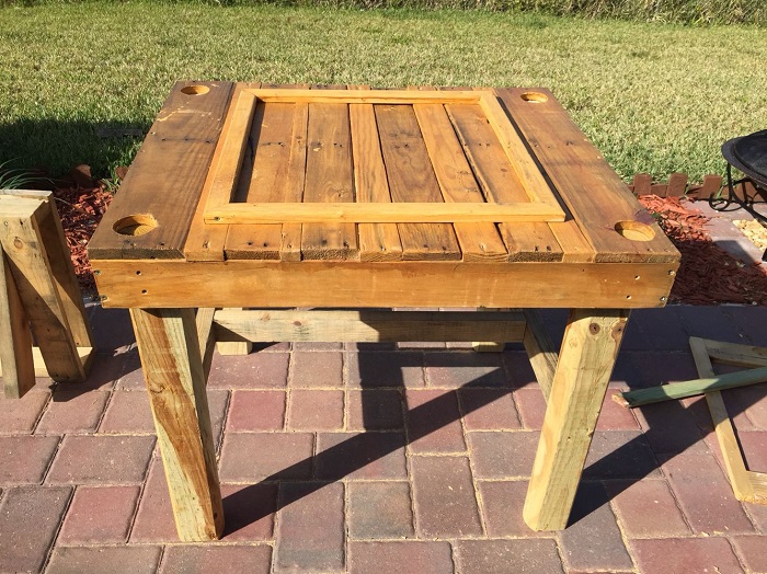 Gift Ideas For Dad From Son - Outdoor Domino Table