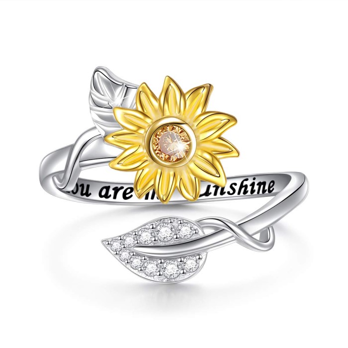 Sunflower-Themed Gifts: CZ-Encrusted Leaf Ring