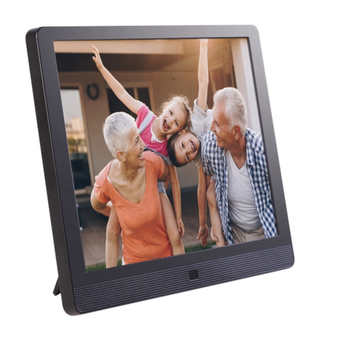 Digital Photo Frame: Custom Retirement Presents For Men