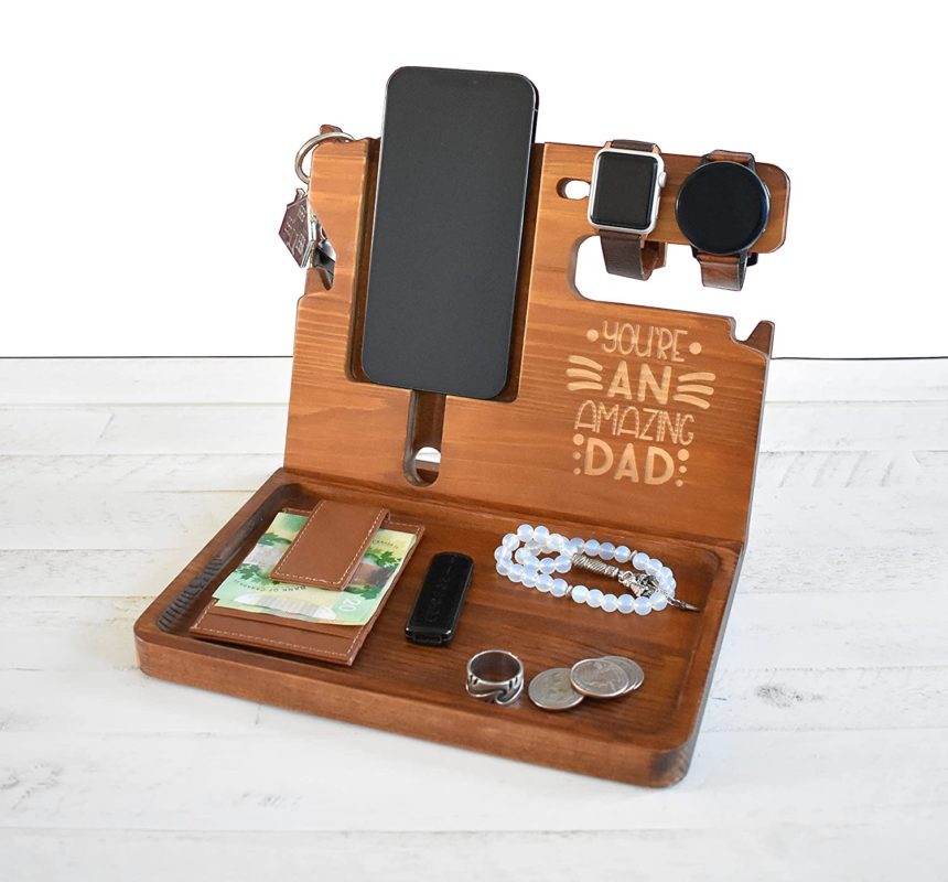 Father’s Day gift for boyfriend - Personalized Desk Dock