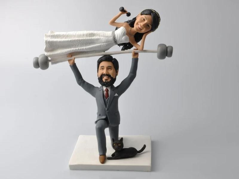 Weight Lifting Groom and Bride Bobblehead