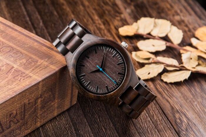 Custom wooden watch: cool gift ideas for father-in-law