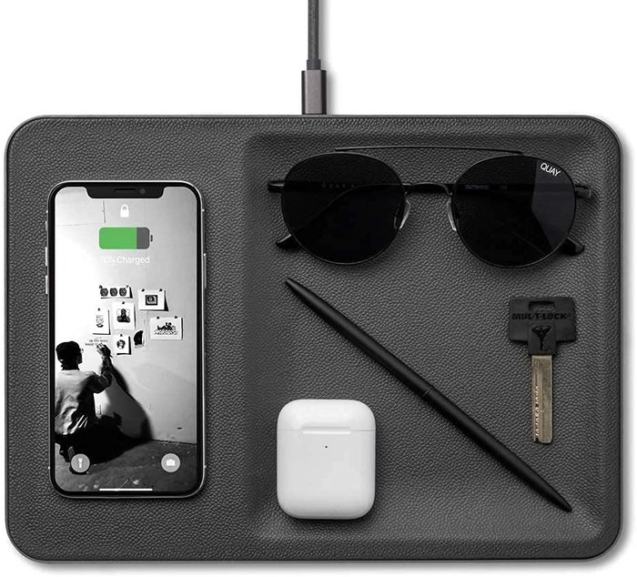 luxury Father’s Day gifts - Catch:3 Classics Wireless Charging Tray