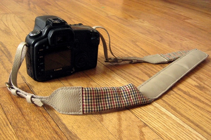 Last Minute Diy Gifts For Boyfriend - Camera Strap Made Of Leather 