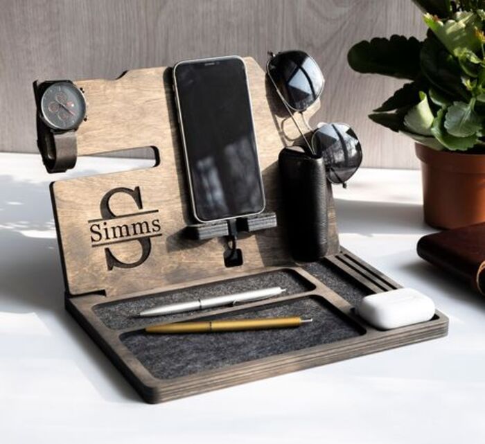 Custom docking station: charming present for brother this Father's Day