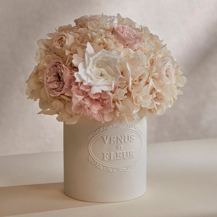 engagement bride gifts - Venus Et Fleur Fleura Vase 