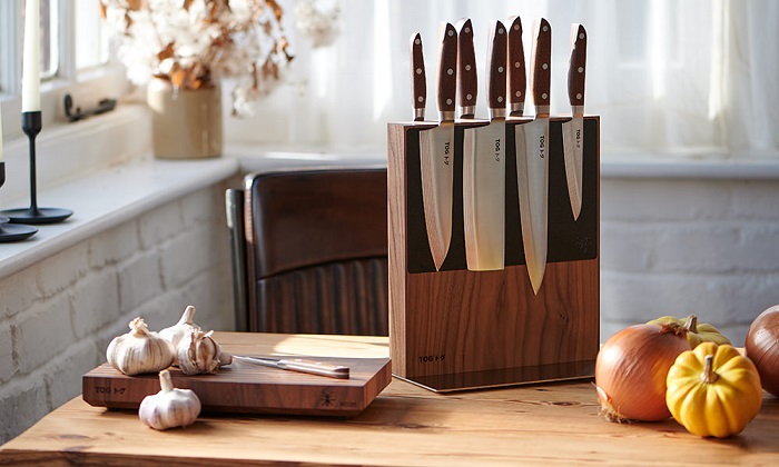 Best Gifts For Dad From Daughter - Japanese Knives With A Stand 