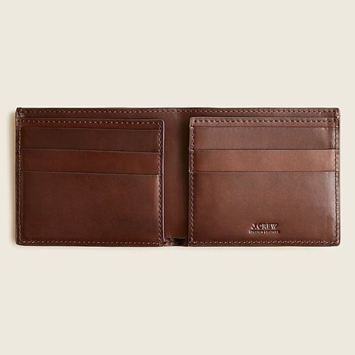 Men's billfold: practical gift ideas for brother