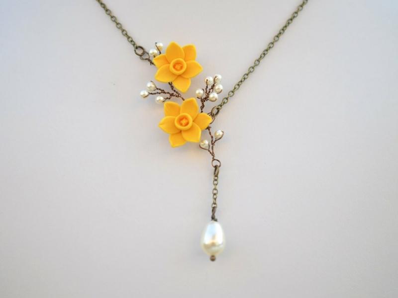 Daffodil Flower Necklace - 46th anniversary gift ideas