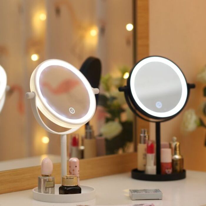 Makeup mirror: gifts for son's girlfriend from mom