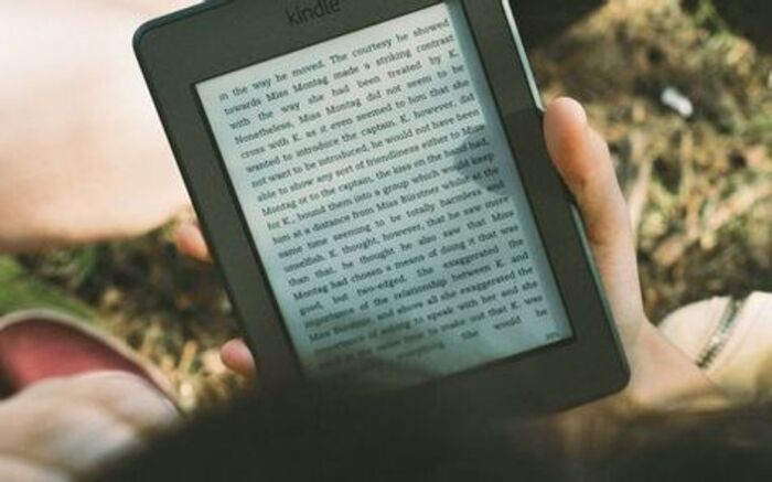 Kindle reader for a practical present