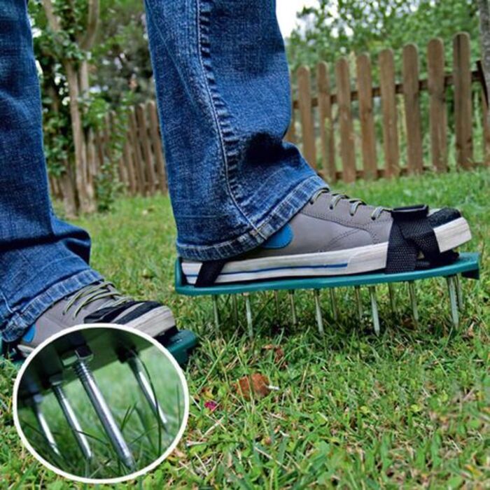 Walk-N-grow lawn aerators: special gifts for a farmer dad