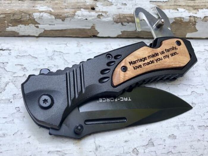 Engraved pocking knife: unique step father gifts