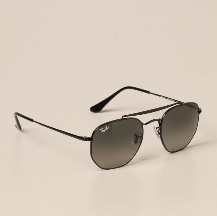 Good gifts for uncles - Ray-Ban Sunglasses