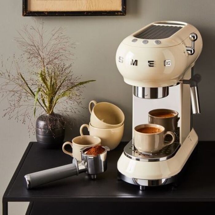 Coffee maker: engagement gift for daughter and future son-in-law