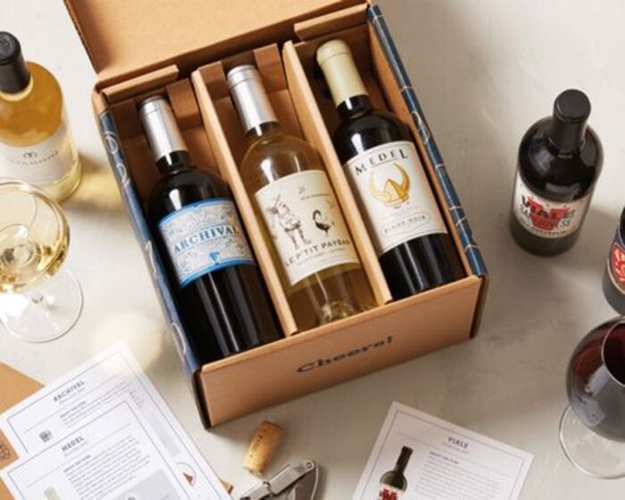 Wine subscription: engagement gifts for son and future daughter-in-law