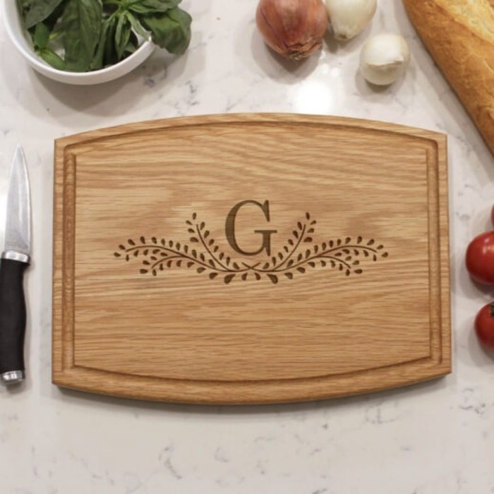 Rustic serving board: best hostess gifts for engagement party