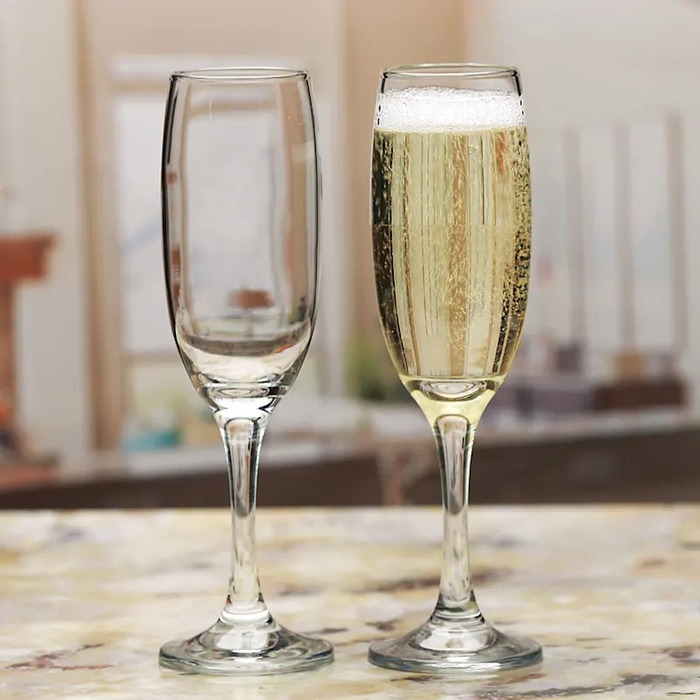 Crystal Flutes: Good Wedding Gift Ideas For Grandparents