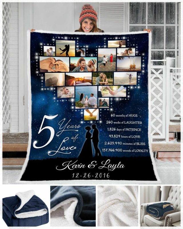 Photo blanket for grandparents at wedding