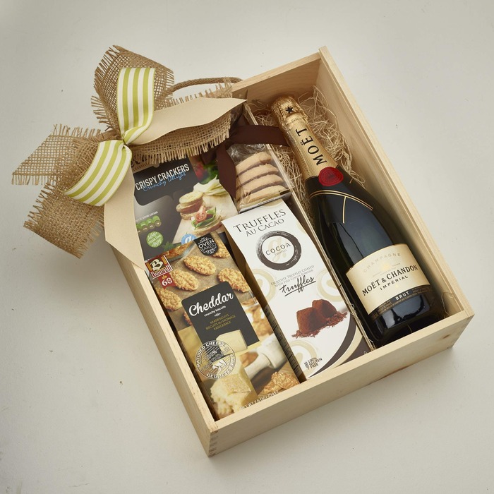 Champagne gift set for bride-to-be