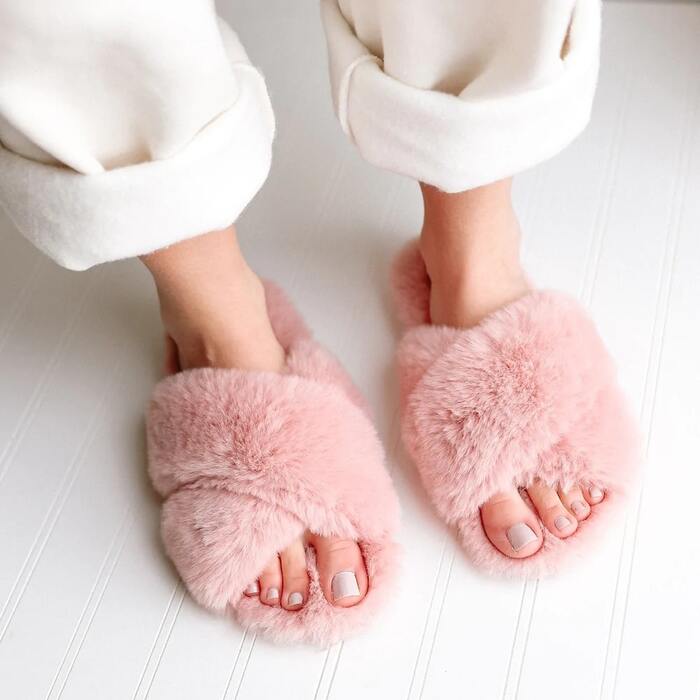 Warm slippers: classy bachelorette party gifts for bride