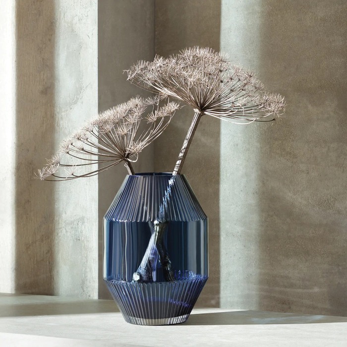 65Th Wedding Anniversary Gift Ideas - Sapphire Vase 