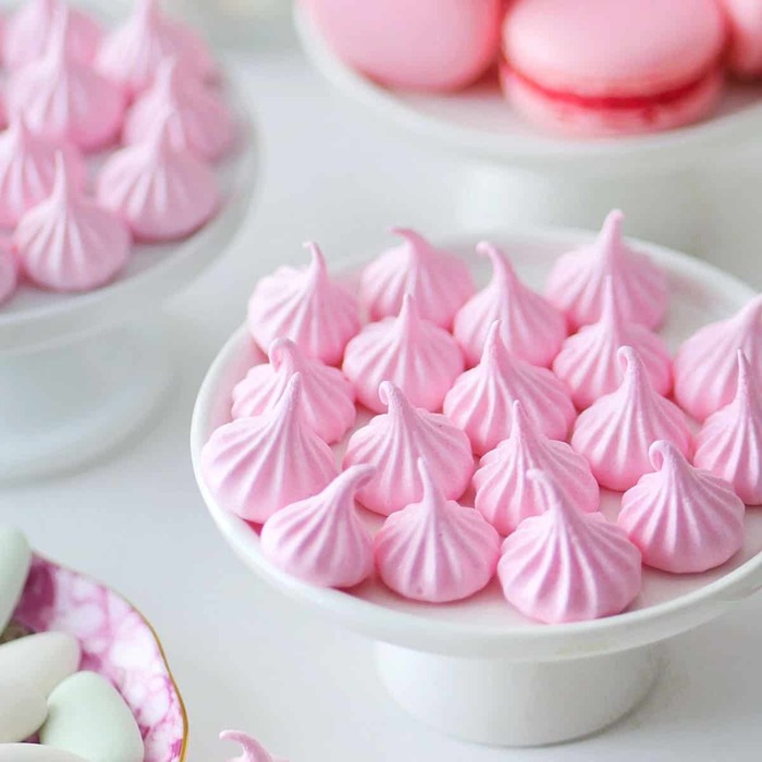 Sweet Mini Meringues - Inexpensive Bridal Shower Favors