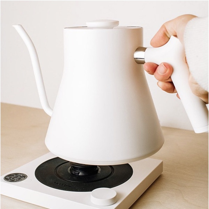 Luxury Bridal Shower Gifts - Classy Kettle