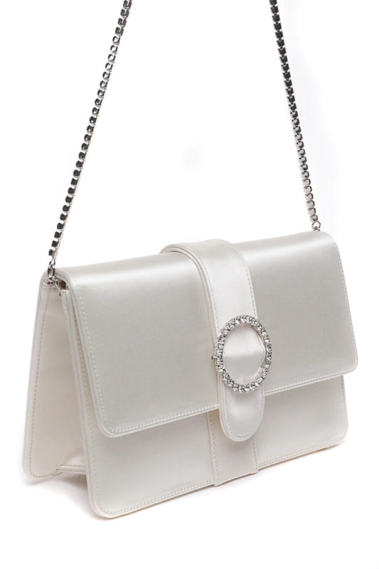 55 Best Luxury Bridal Shower Gifts That She'll Really Treasure