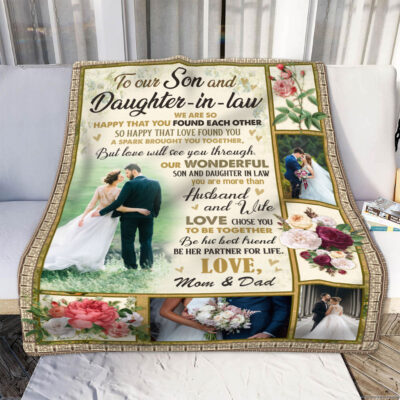 Best Gift For Son On Wedding Day Custom Photo BLanket For Couple 01