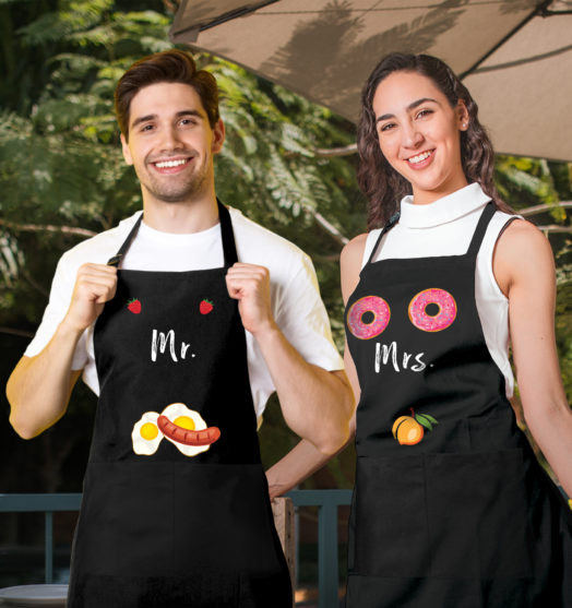 Funny Couple Aprons