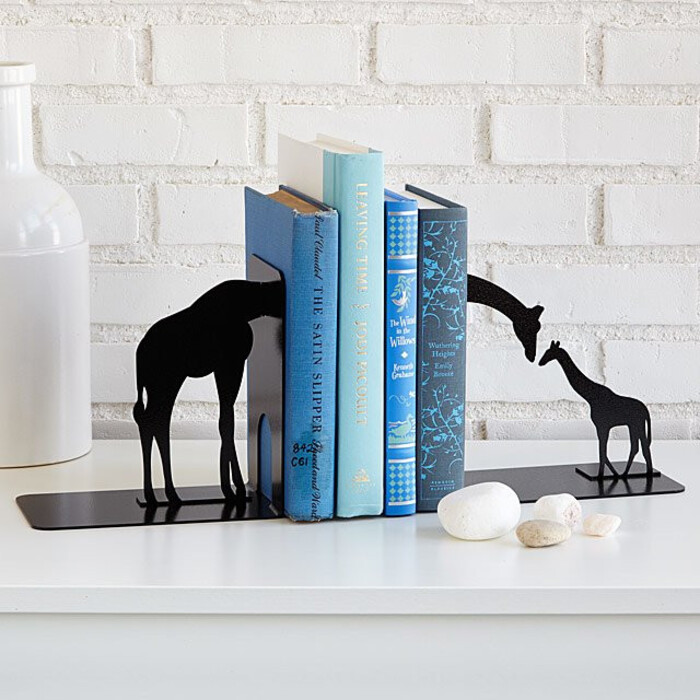 Bookend Giraffes