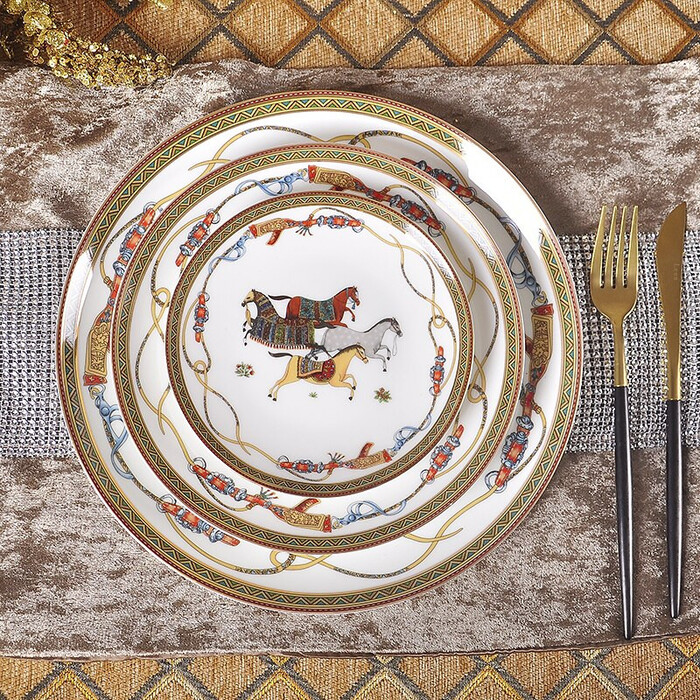 Dinner Plates - Luxury Gifts For Horse Lovers