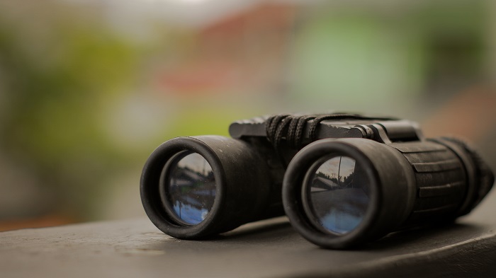 Gifts for birdwatchers - Binoculars