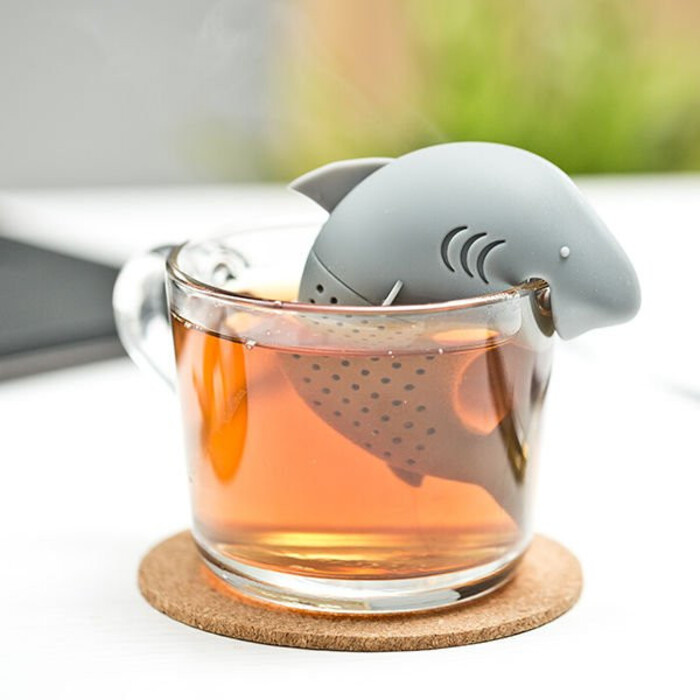 Shark tea Infuser: Gifts for shark lovers