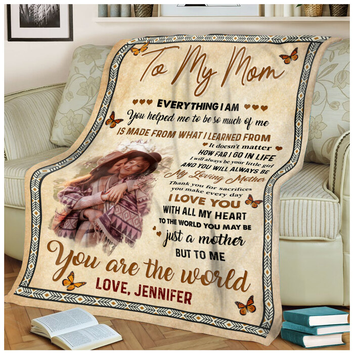 Things to get your mom for Christmas - Cozy Photo Blanket