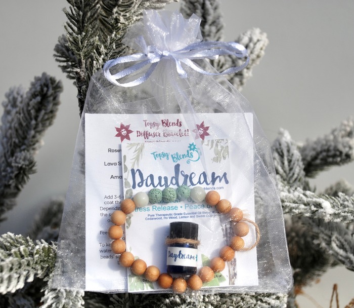 Christmas gifts for women - Bracelet with Essential Oil Diffuser