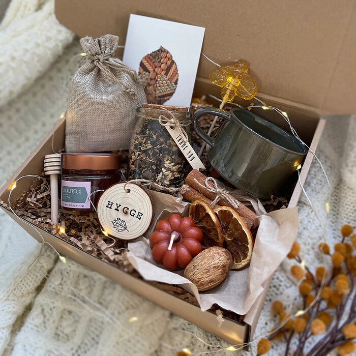 Cozy Winter Gift Box, Christmas Gift Idea, Happy Holidays Gift, Warm Gift  Box, Care Package Gift, Thank You Gift Box, Hygge Gift Basket 